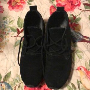 Eddie Beauer Sneaker Boots